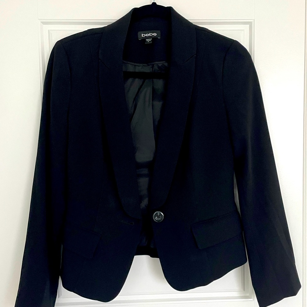 Bebe black blazer size 2